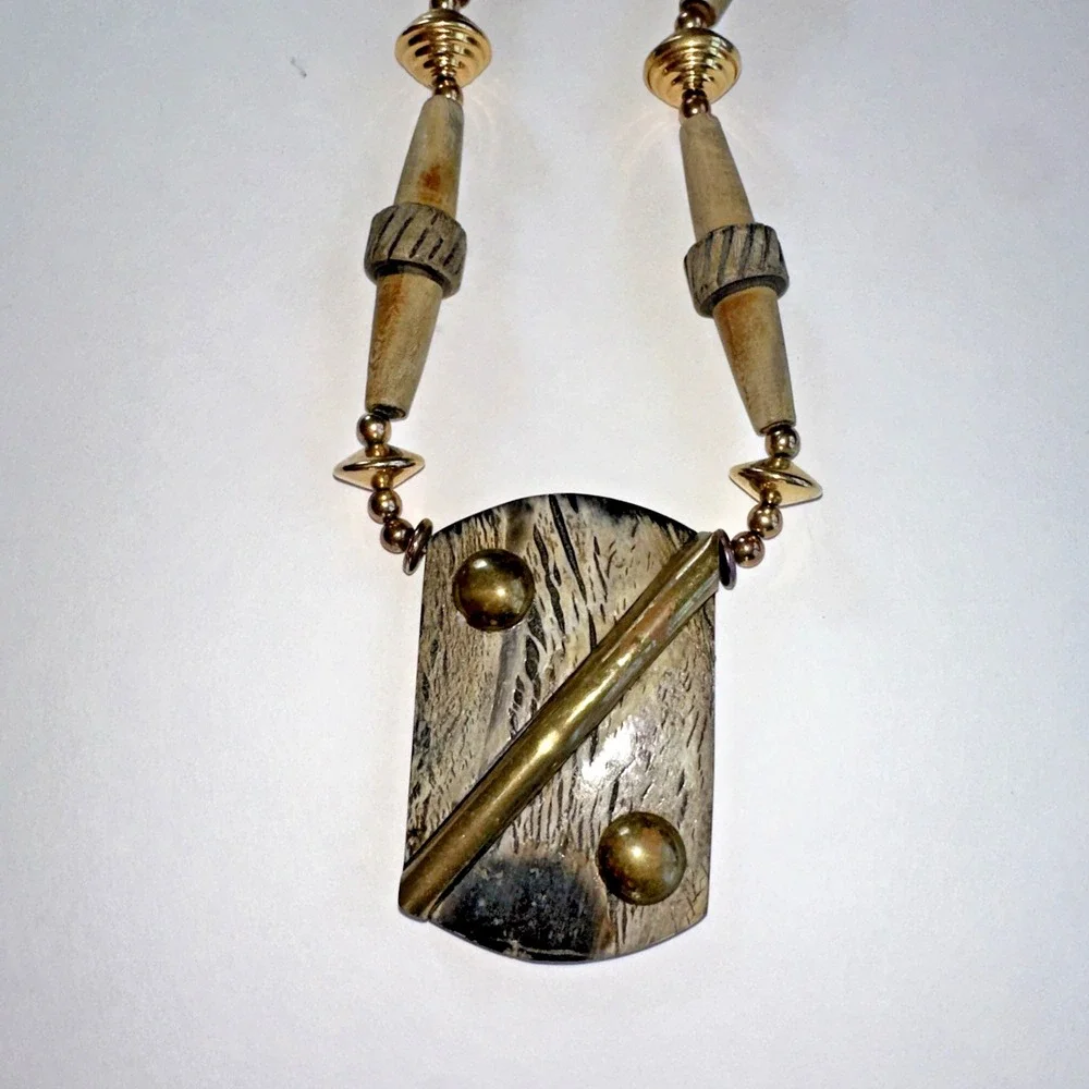 Vintage Tribal Pendant Necklace Women 20in Tan Gold Brutalist Boho Statement